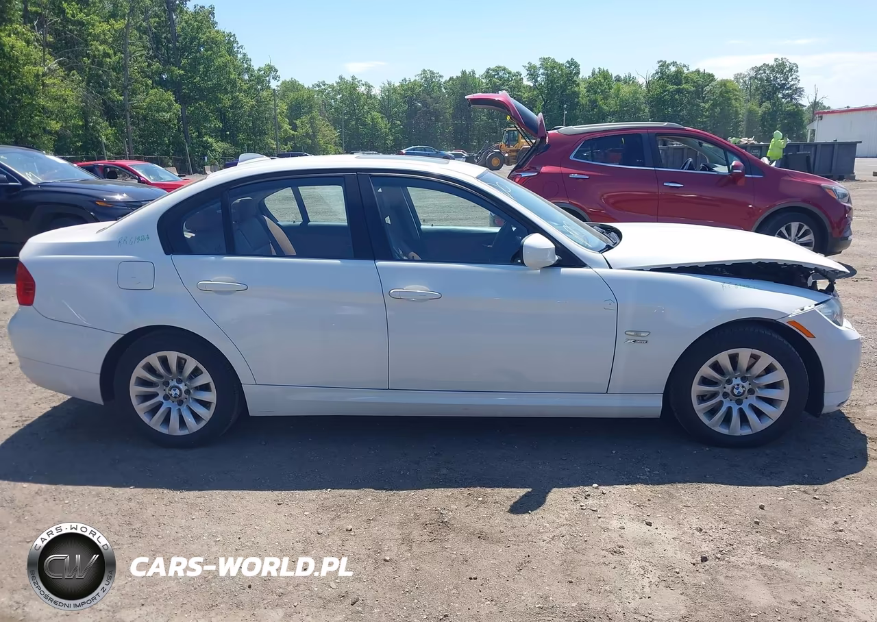 2009 BMW 328I xDrive VIN:WBAPK53579A510833 - 13