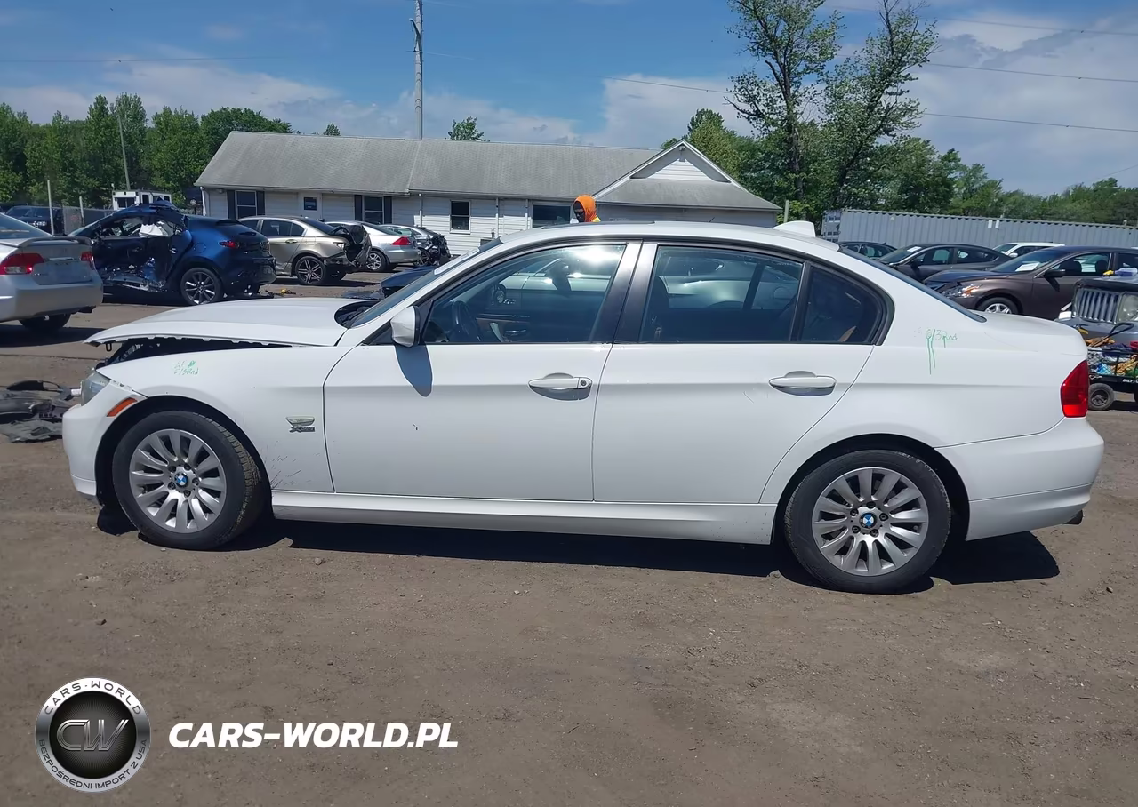 2009 BMW 328I xDrive VIN:WBAPK53579A510833 - 14
