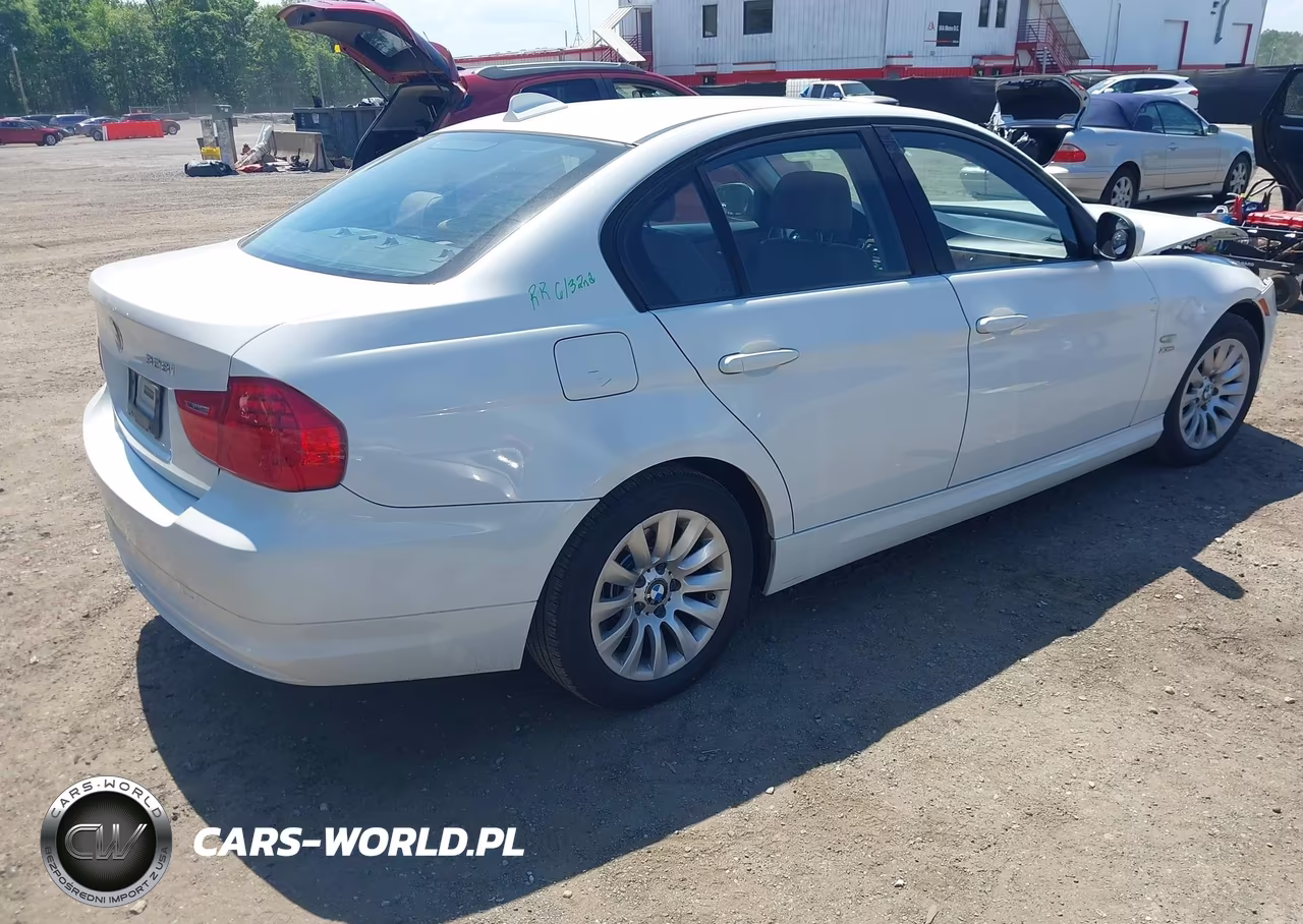 2009 BMW 328I xDrive VIN:WBAPK53579A510833 - 4
