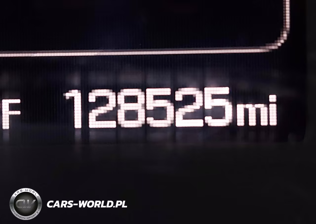 2015 Hyundai Sonata Sport VIN:5NPE34AF0FH097851 - 15