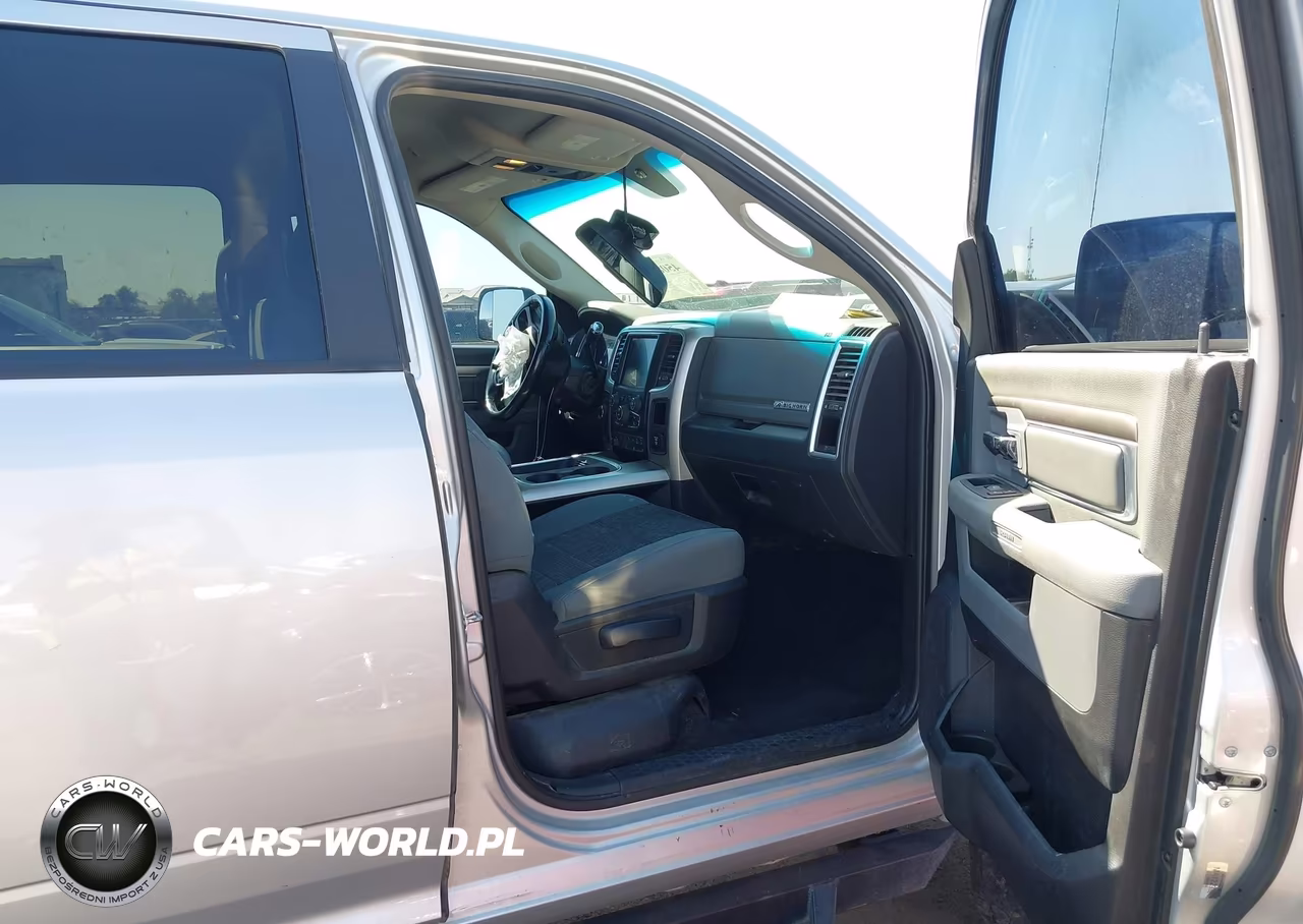 2017 Ram 2500 Big Horn 4X4 6'4 Box VIN:3C6UR5DL9HG625214 - 5
