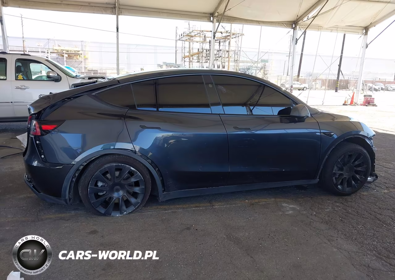2024 Tesla Model Y Long Range Single Motor Rear-Wheel Drive-Rwd VIN:7SAYGDED1RF055737 - 14