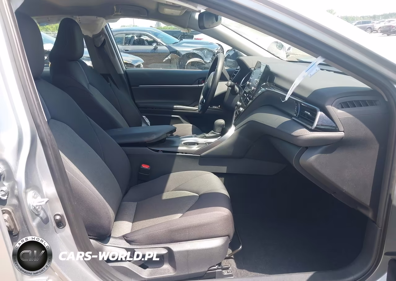 2024 Toyota Camry Le VIN:4T1R11AK2RU859604 - 5