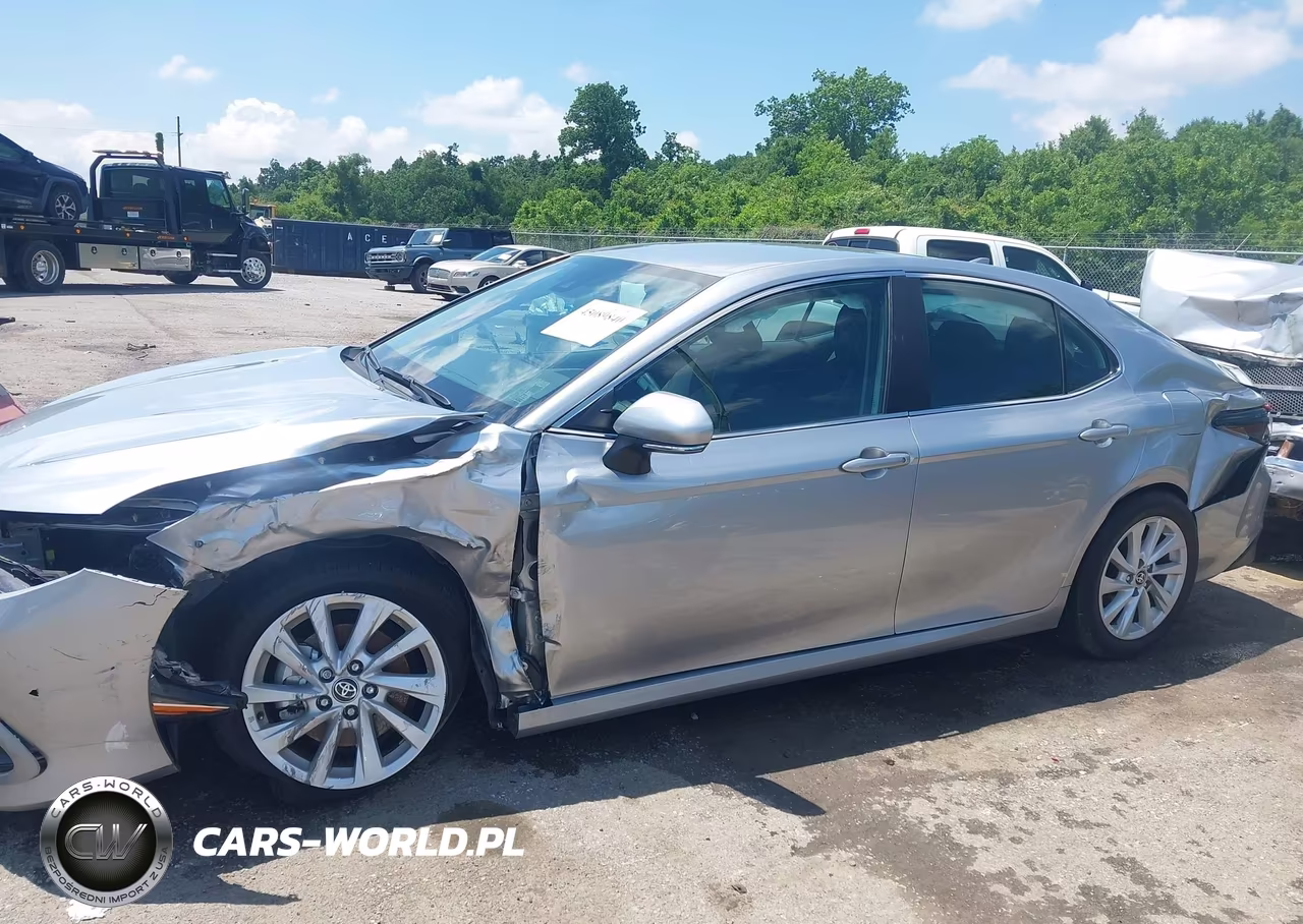2024 Toyota Camry Le VIN:4T1R11AK2RU859604 - 6