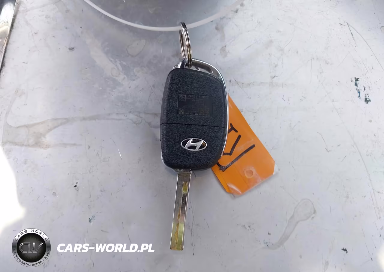 2018 Hyundai Santa Fe Se VIN:KM8SM4HF6JU269669 - 11