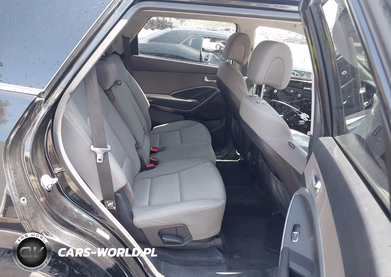2018 Hyundai Santa Fe Se VIN:KM8SM4HF6JU269669 - 8
