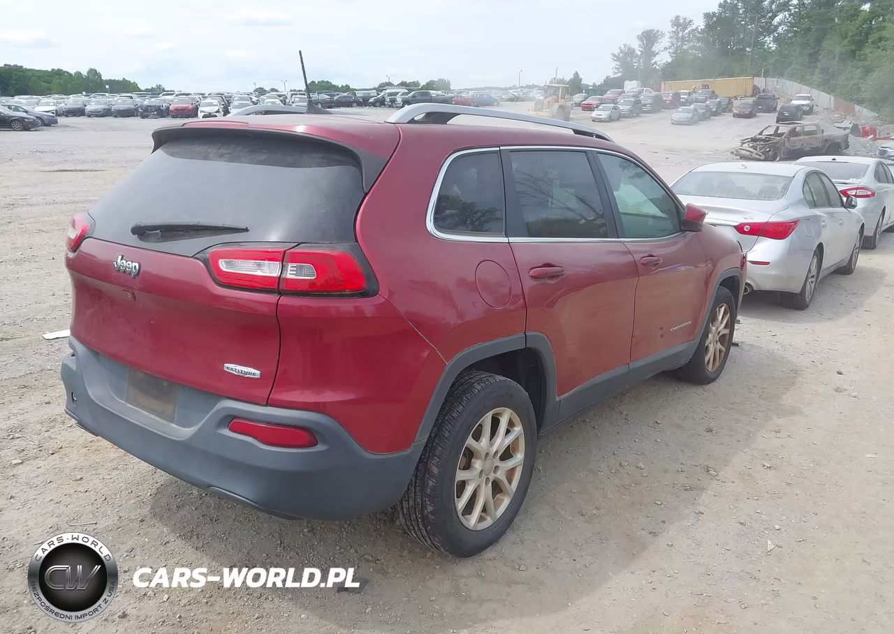 2017 Jeep Cherokee Latitude Fwd VIN:1C4PJLCB7HW516648 - 4