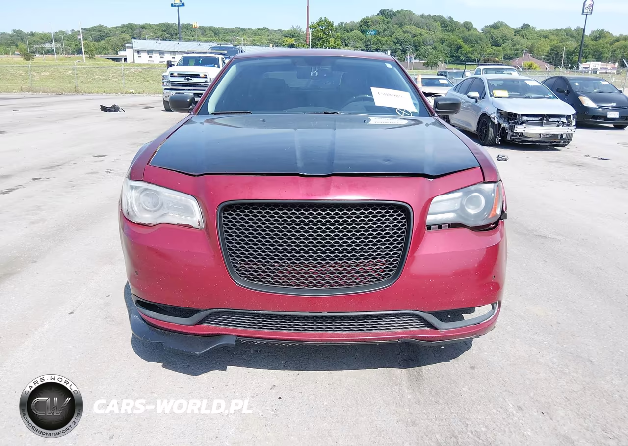 2016 Chrysler 300C VIN:2C3CCAEG8GH134796 - 6