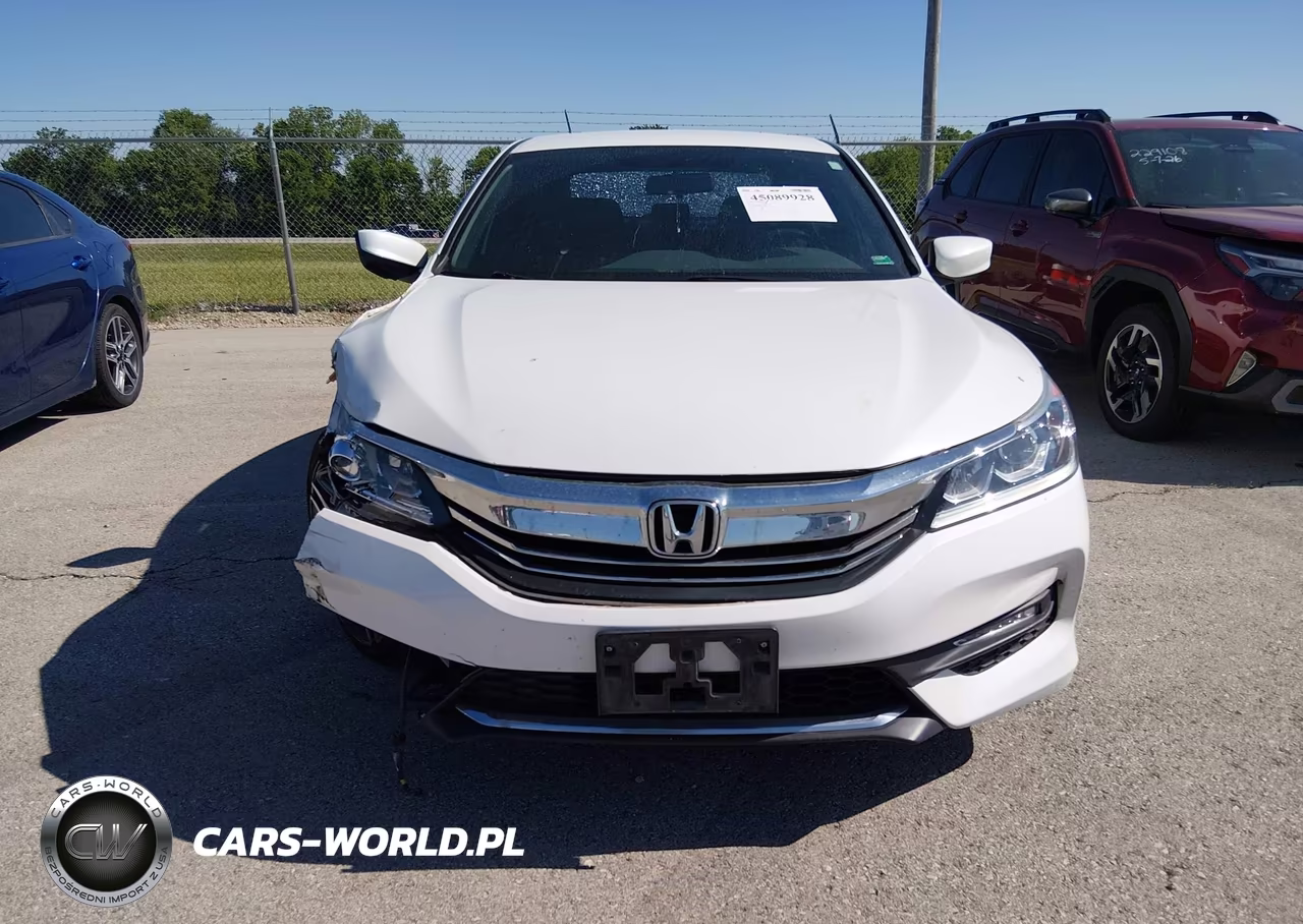 2016 Honda Accord Sport VIN:1HGCR2F5XGA132416 - 13