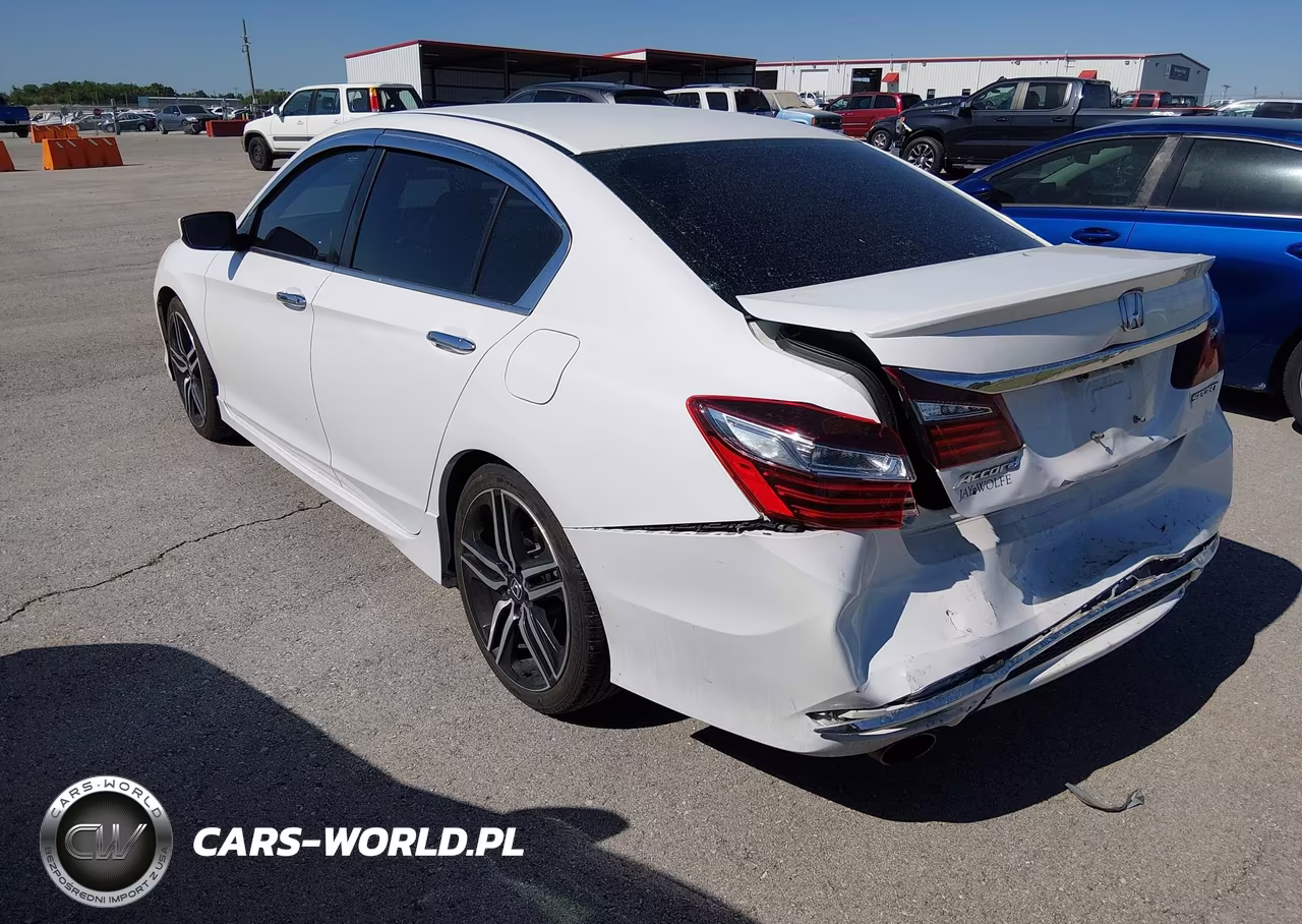 2016 Honda Accord Sport VIN:1HGCR2F5XGA132416 - 3