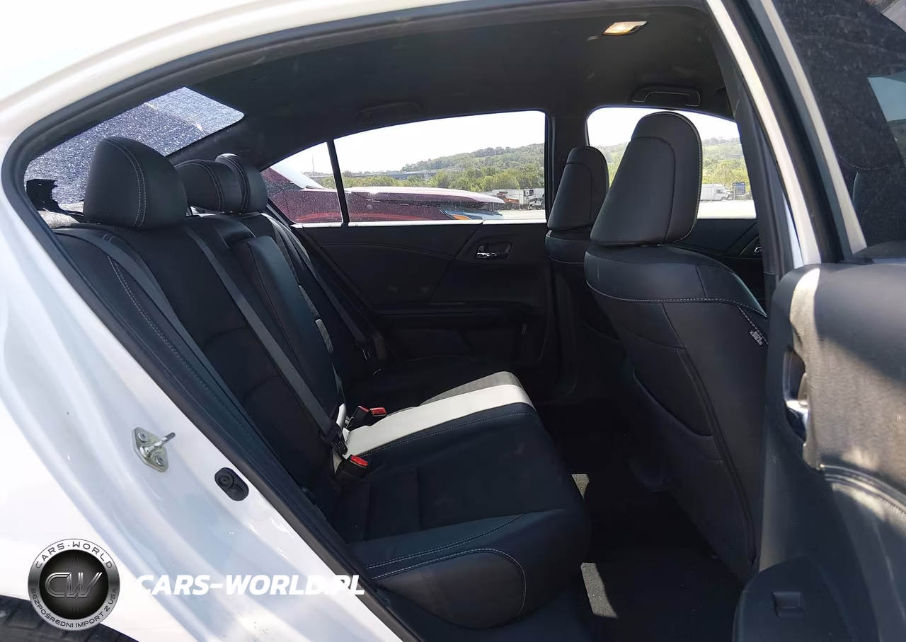 2016 Honda Accord Sport VIN:1HGCR2F5XGA132416 - 8