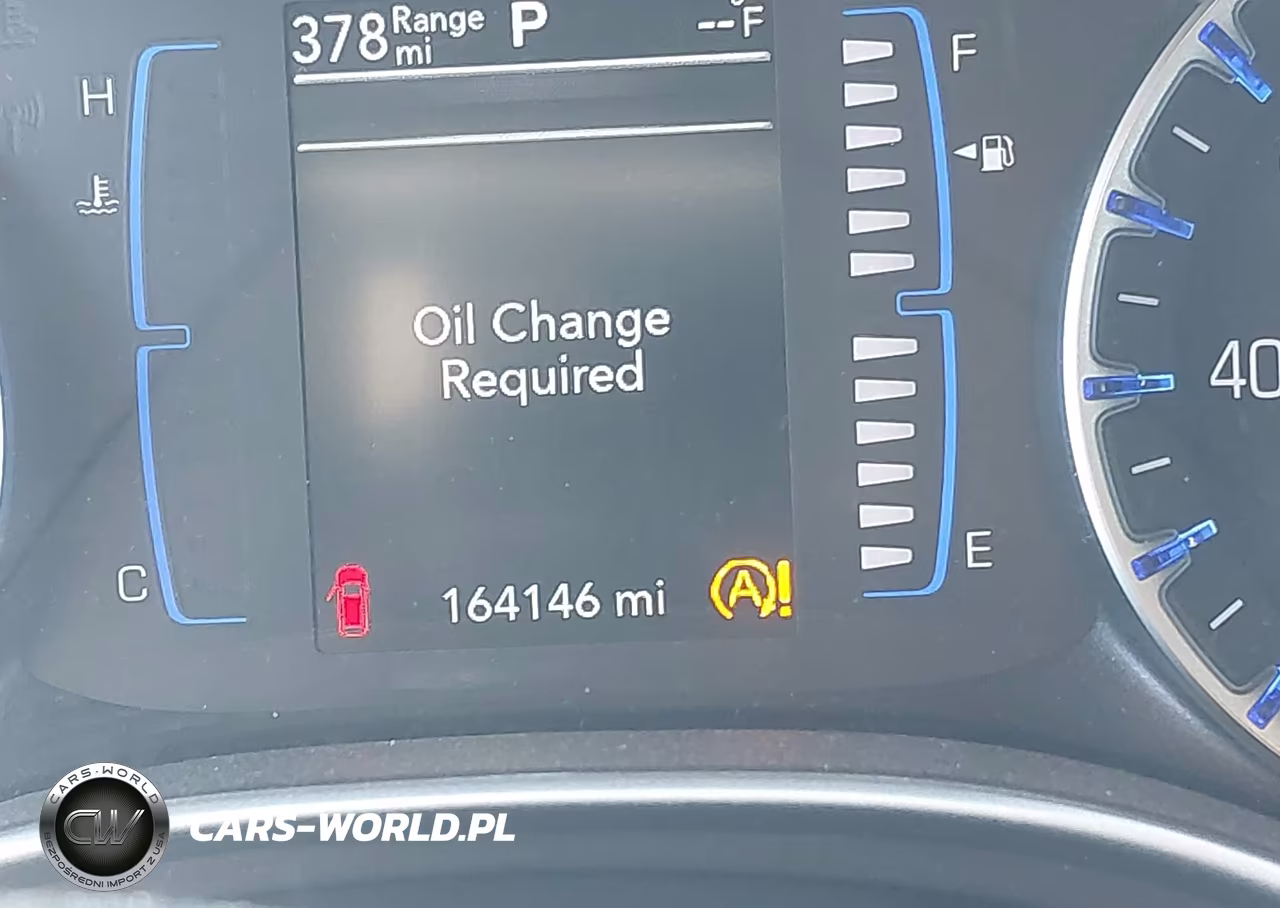 2019 Chrysler Pacifica Touring L VIN:2C4RC1BG2KR700660 - 16