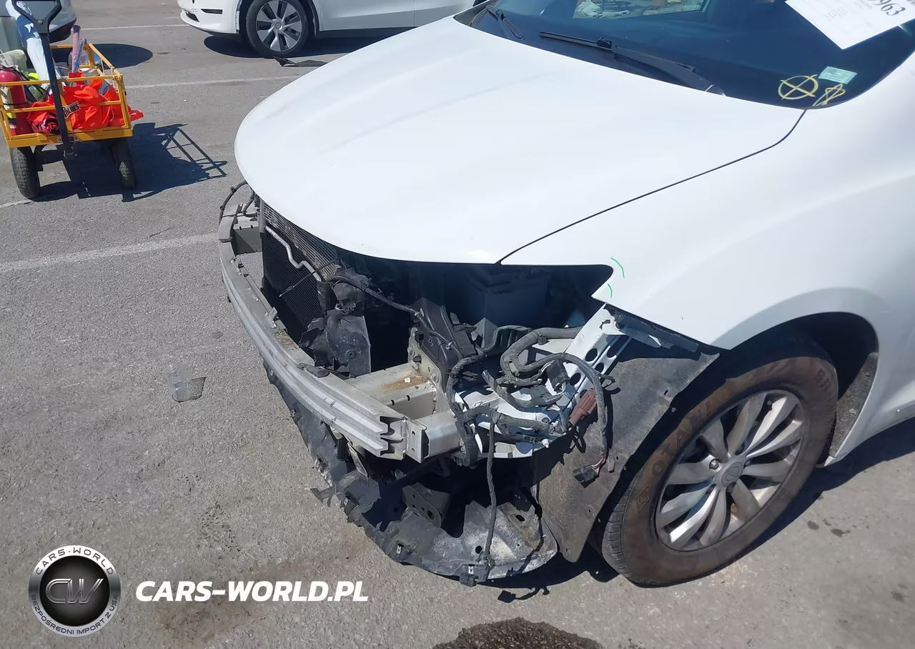 2019 Chrysler Pacifica Touring L VIN:2C4RC1BG2KR700660 - 18