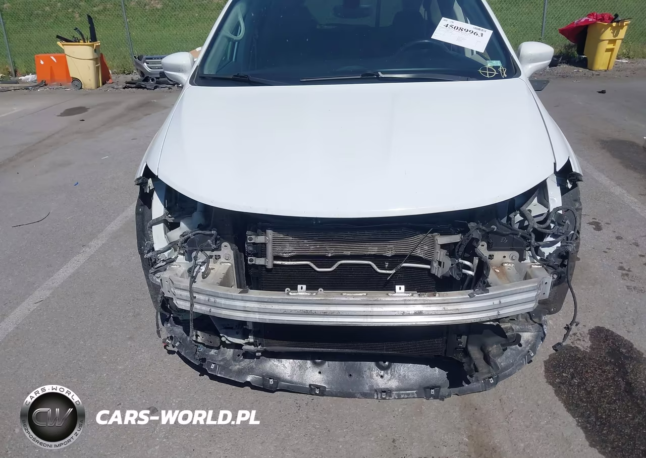2019 Chrysler Pacifica Touring L VIN:2C4RC1BG2KR700660 - 19