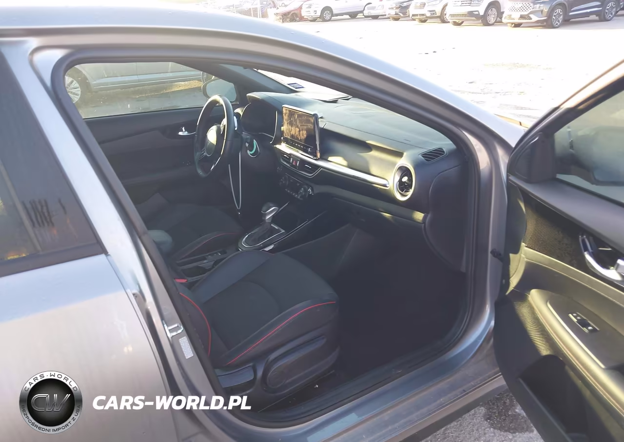 2023 Kia Forte Gt VIN:3KPF44AC0PE522367 - 5