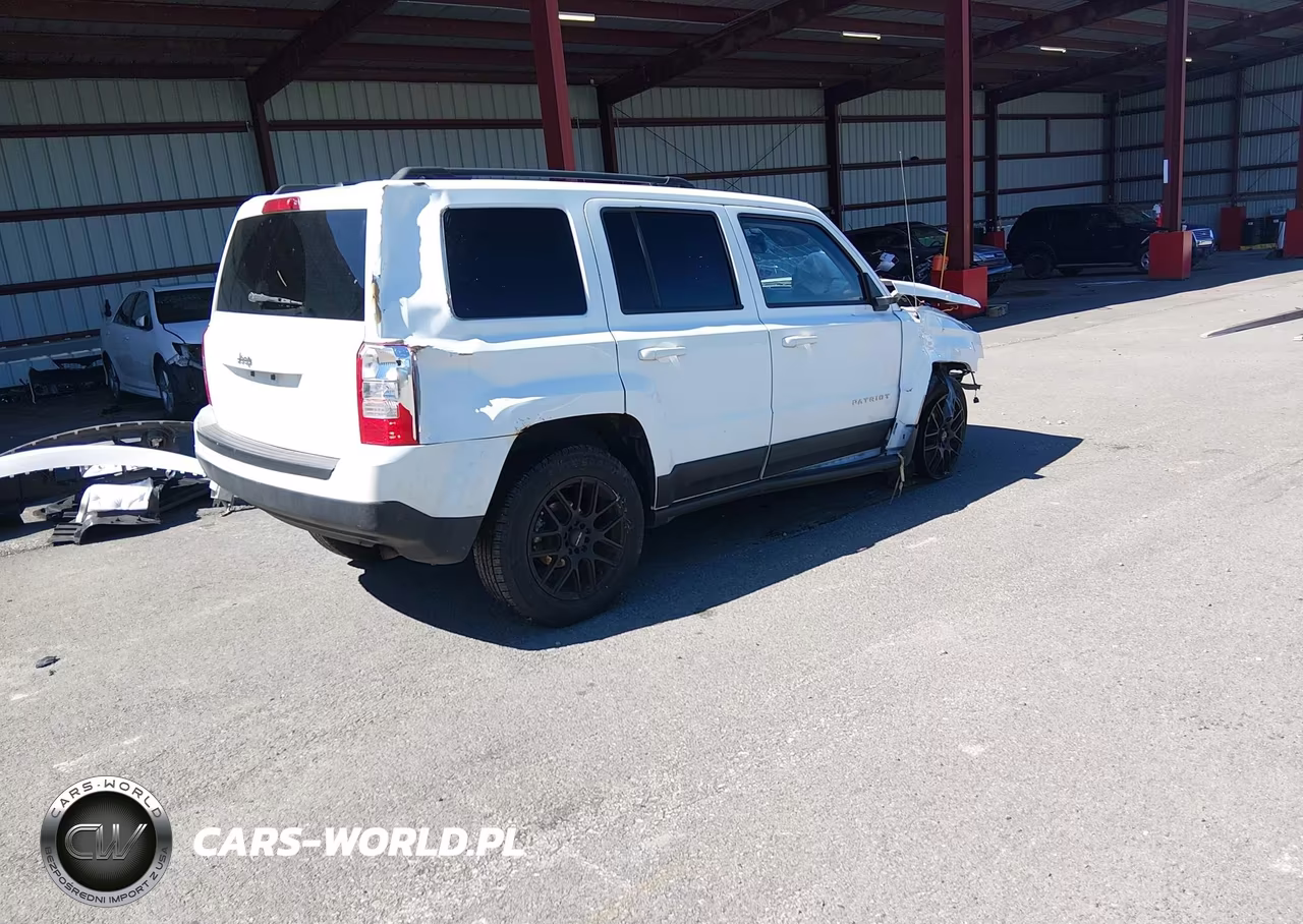 2013 Jeep Patriot Sport VIN:1C4NJRBB9DD236974 - 4
