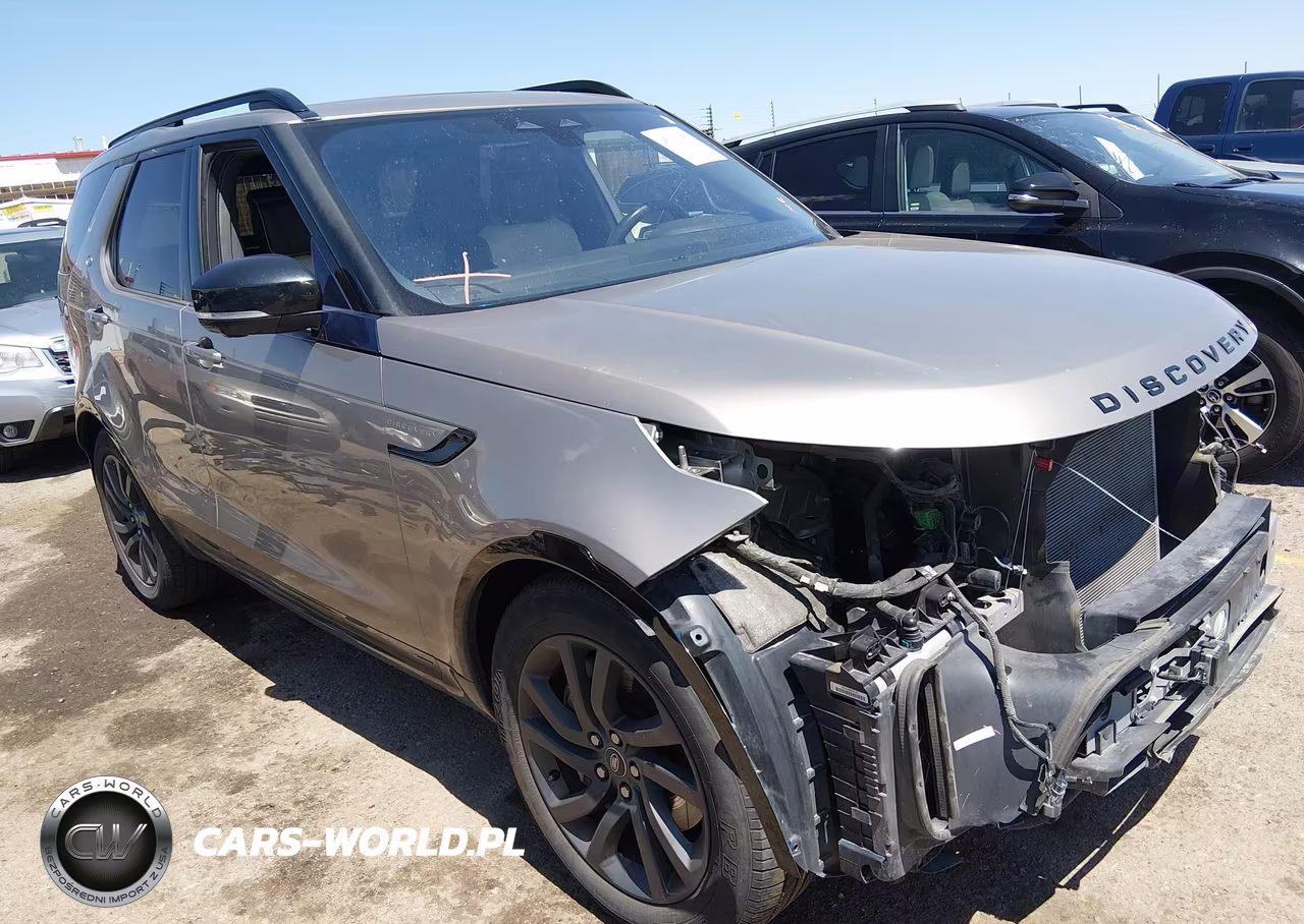 2021 Land Rover Discovery P300 S R-Dynamic