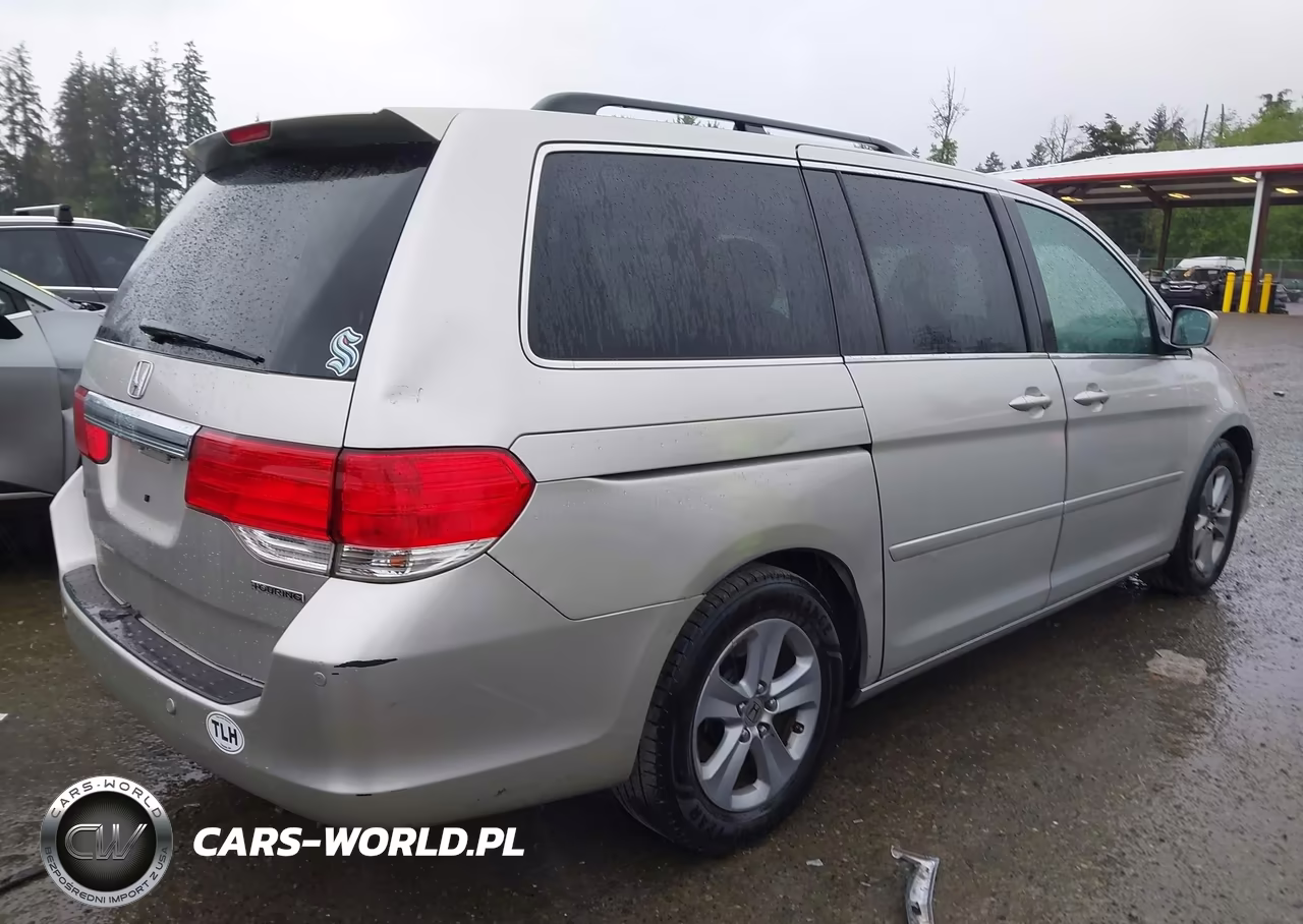 2009 Honda Odyssey Touring VIN:5FNRL38979B003690 - 4