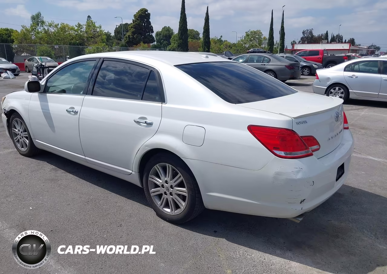 2010 Toyota Avalon Limited VIN:4T1BK3DB0AU370547 - 3