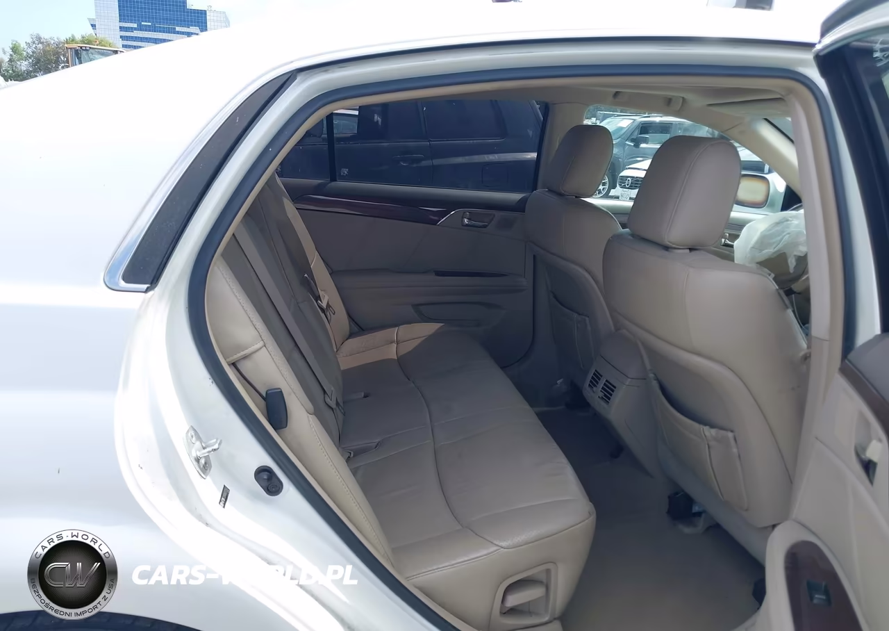 2010 Toyota Avalon Limited VIN:4T1BK3DB0AU370547 - 8