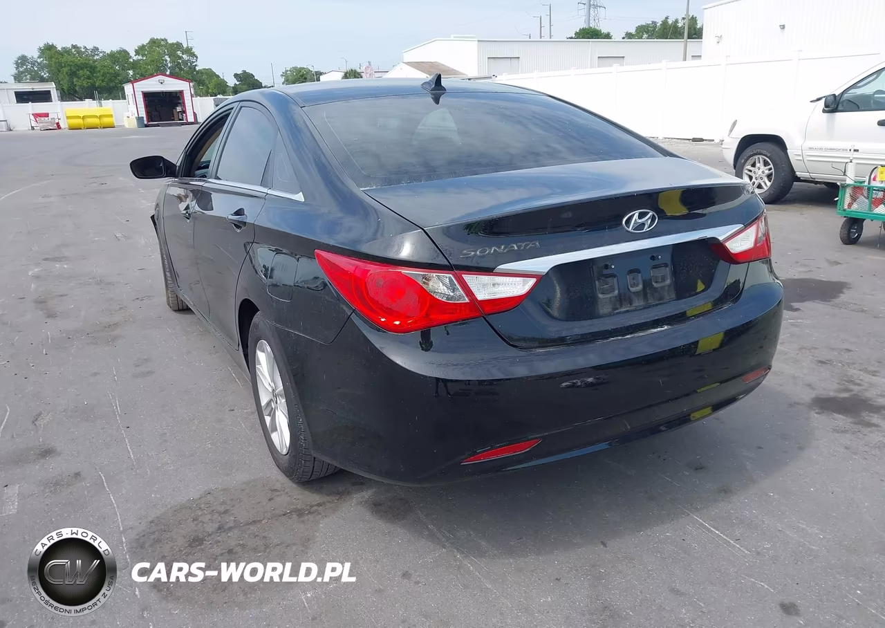 2011 Hyundai Sonata Gls VIN:5NPEB4AC2BH204756 - 3
