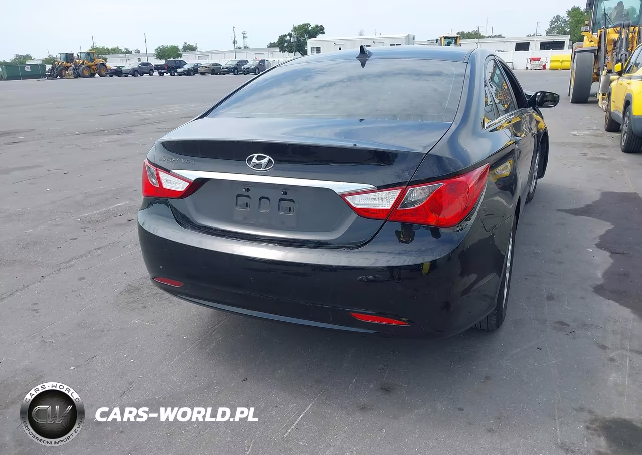 2011 Hyundai Sonata Gls VIN:5NPEB4AC2BH204756 - 4