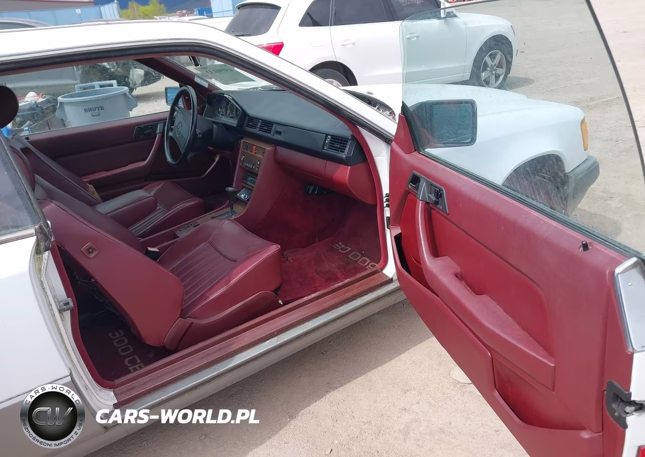 1988 Mercedes-Benz 300 Ce VIN:WDBEA50DXJA656624 - 5