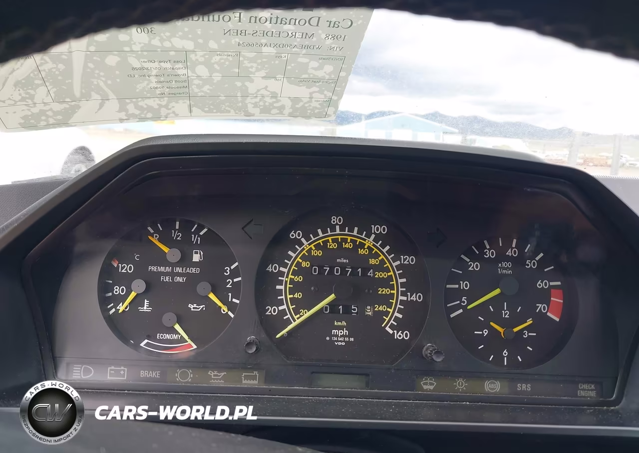 1988 Mercedes-Benz 300 Ce VIN:WDBEA50DXJA656624 - 7