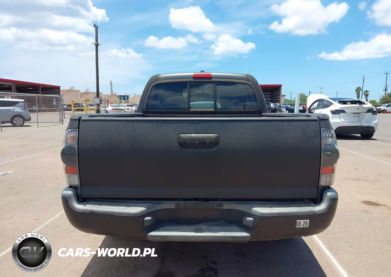 2010 Toyota Tacoma VIN:5TETX4CN2AZ736575 - 16
