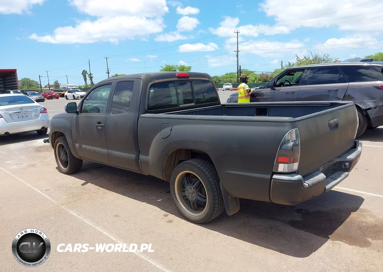 2010 Toyota Tacoma VIN:5TETX4CN2AZ736575 - 3