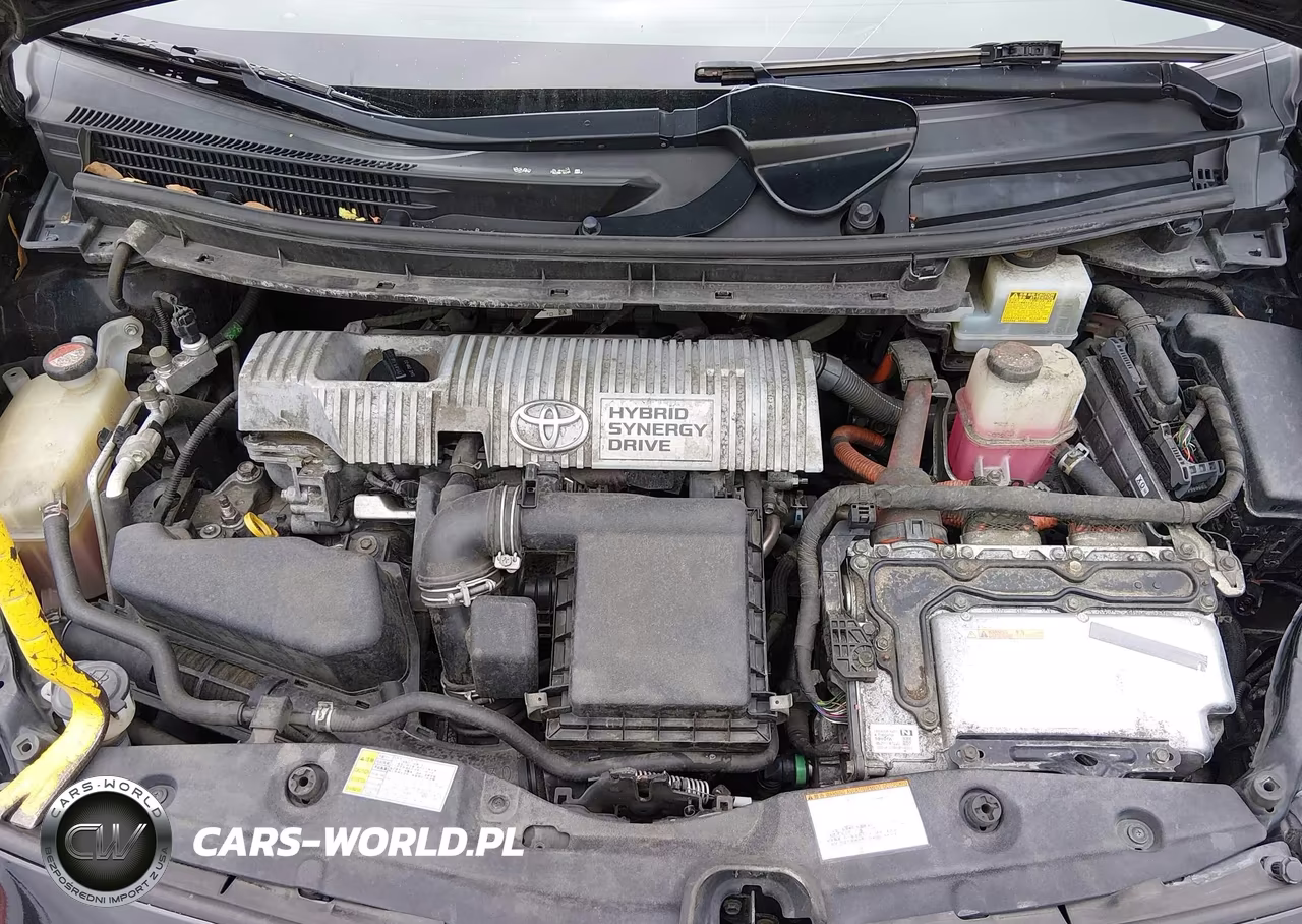 2015 Toyota Prius Two VIN:JTDKN3DU5F1967618 - 10
