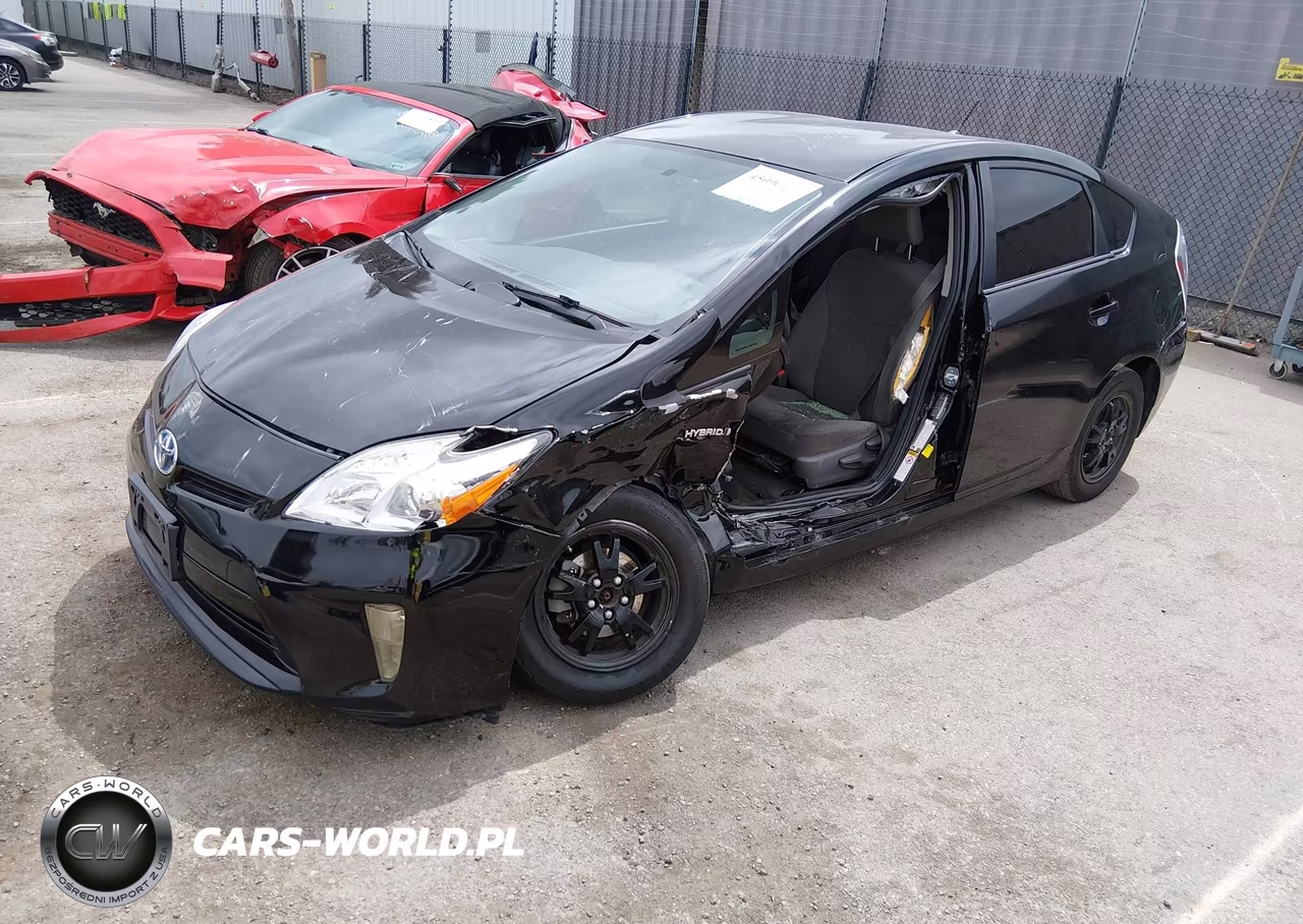 2015 Toyota Prius Two VIN:JTDKN3DU5F1967618 - 2