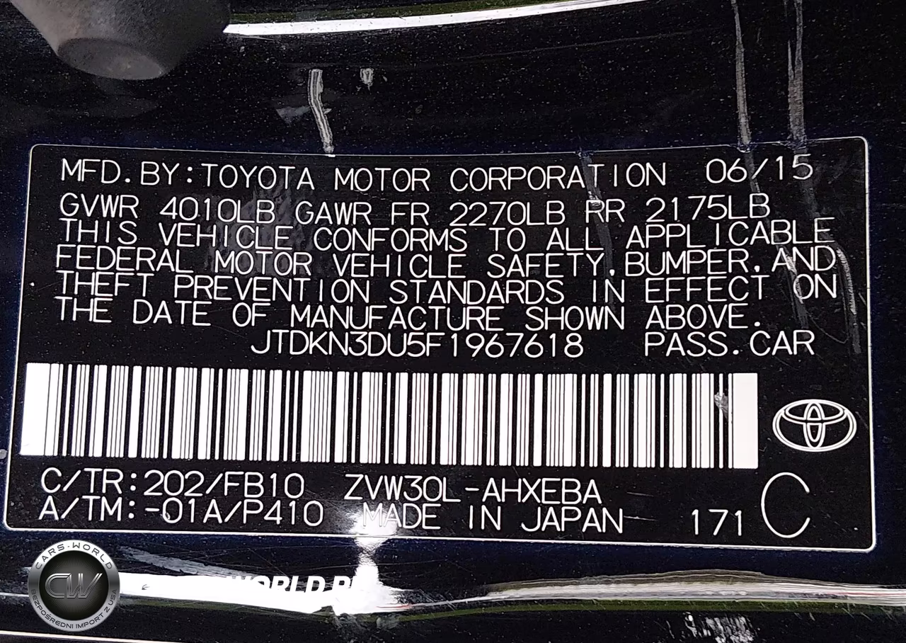 2015 Toyota Prius Two VIN:JTDKN3DU5F1967618 - 9
