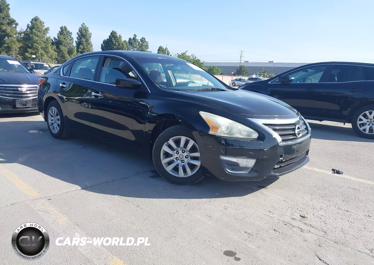 2013 Nissan Altima 2.5 S – zdjęcie 1 z 11
