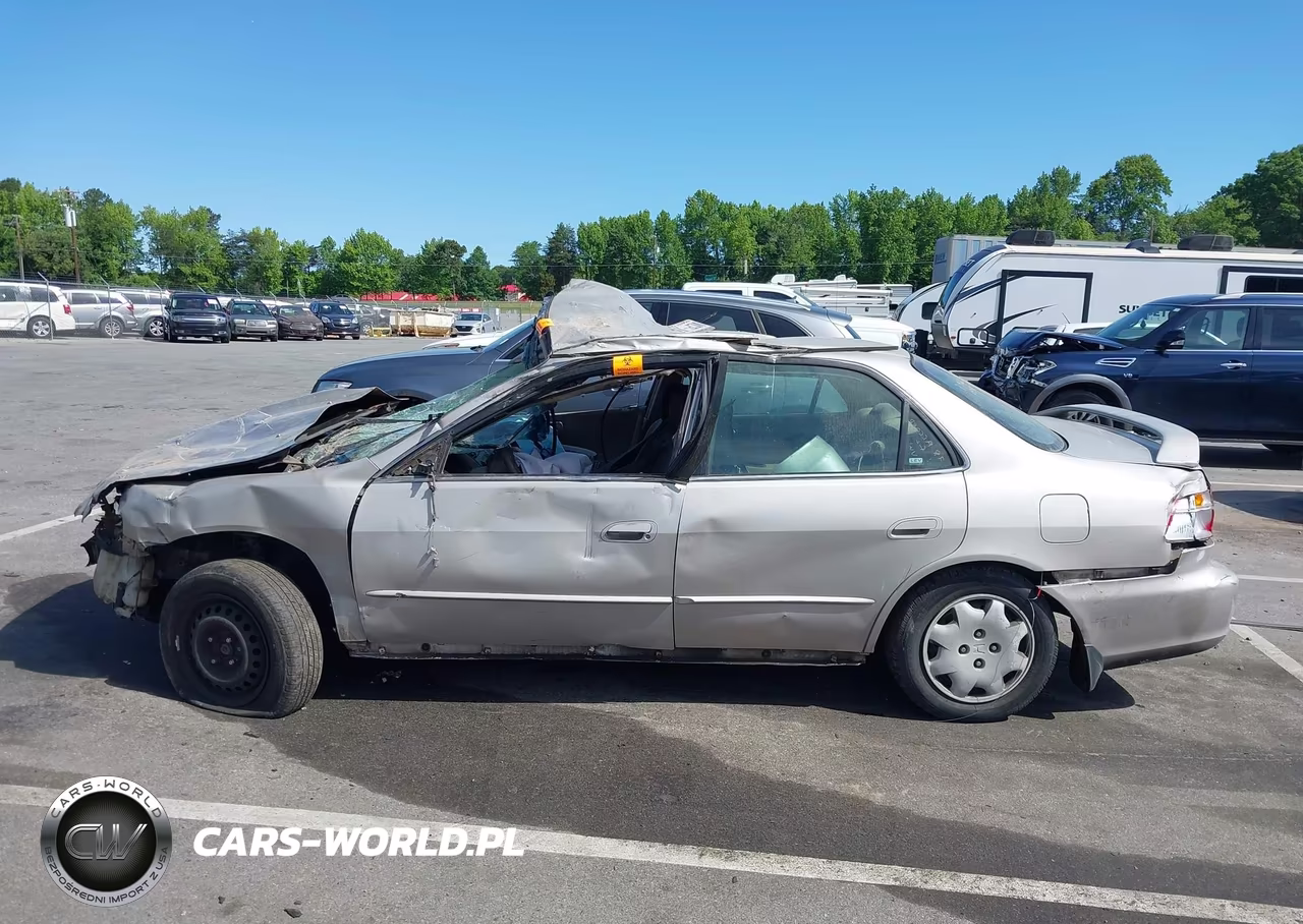 1998 Honda Accord Lx VIN:1HGCG5643WA040173 - 14