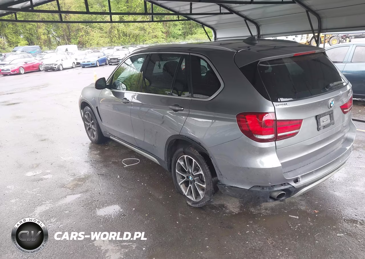 2017 BMW X5 xDrive35I VIN:5UXKR0C31H0V81622 - 3