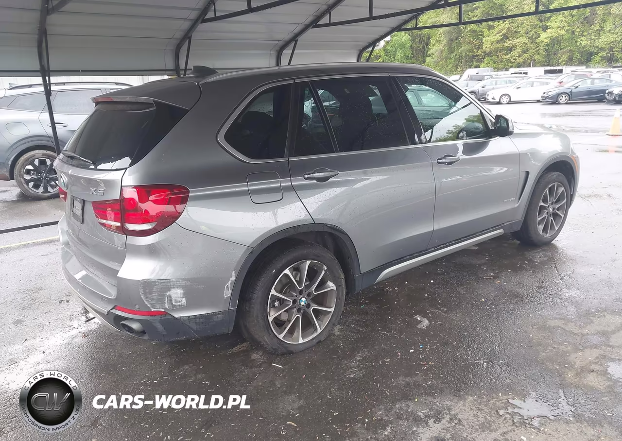 2017 BMW X5 xDrive35I VIN:5UXKR0C31H0V81622 - 4