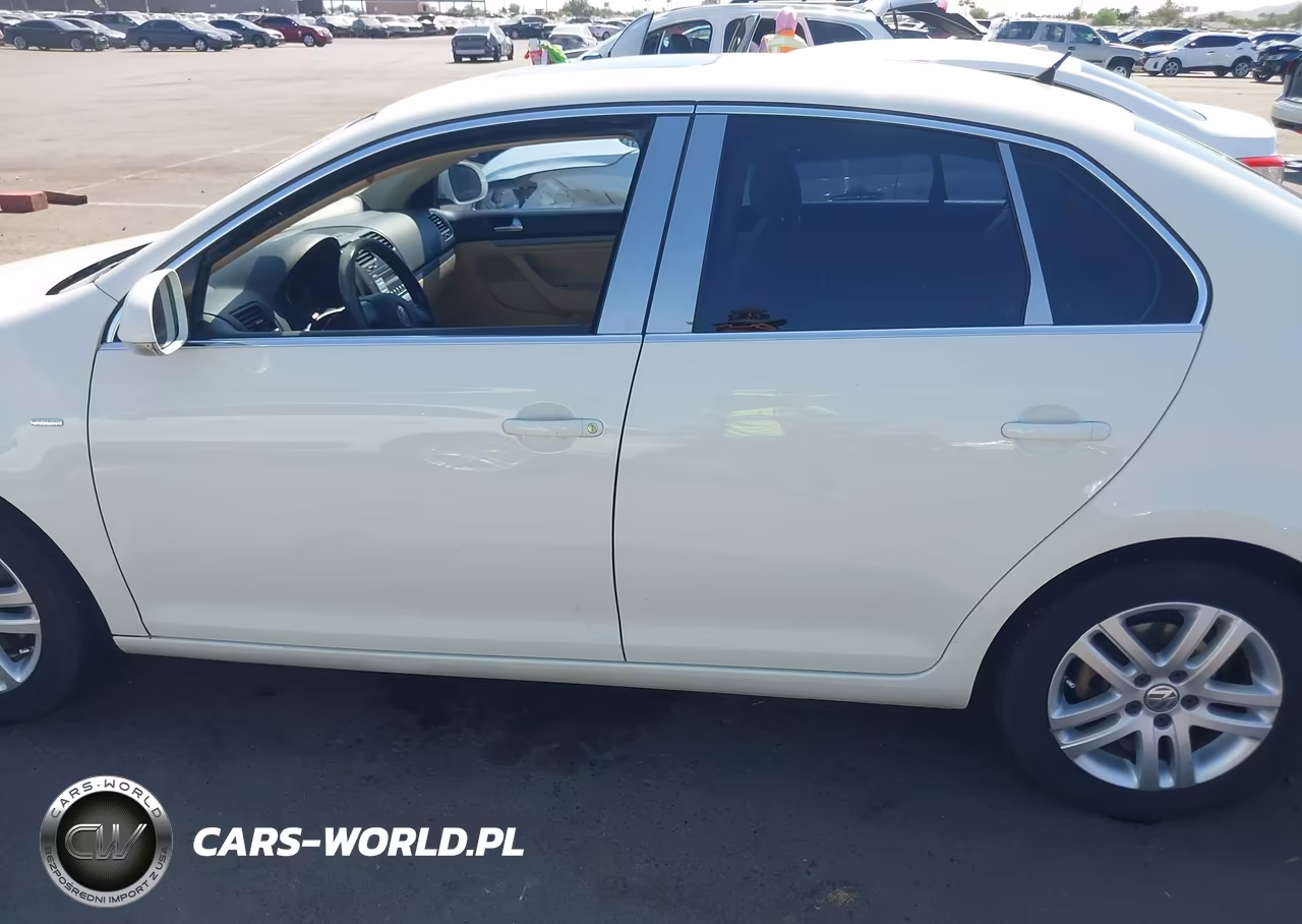 2007 Volkswagen Jetta Wolfsburg Edition VIN:3VWEG71K87M143230 - 14