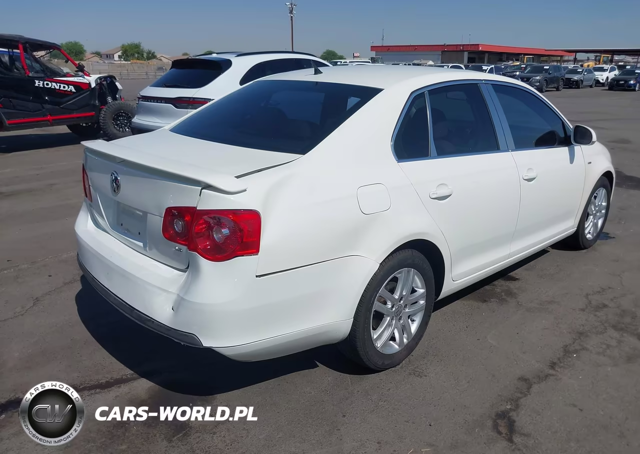 2007 Volkswagen Jetta Wolfsburg Edition VIN:3VWEG71K87M143230 - 4
