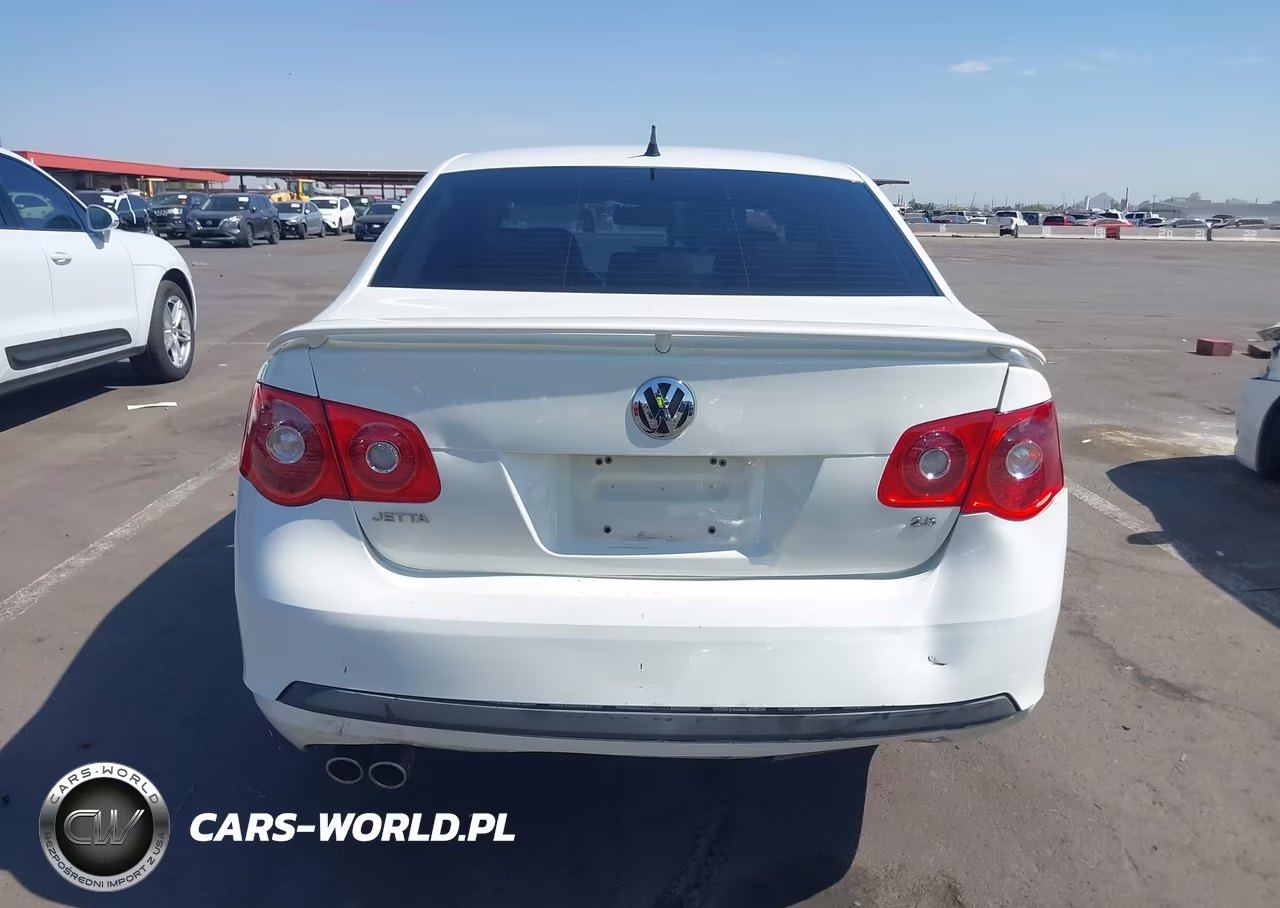 2007 Volkswagen Jetta Wolfsburg Edition VIN:3VWEG71K87M143230 - 6