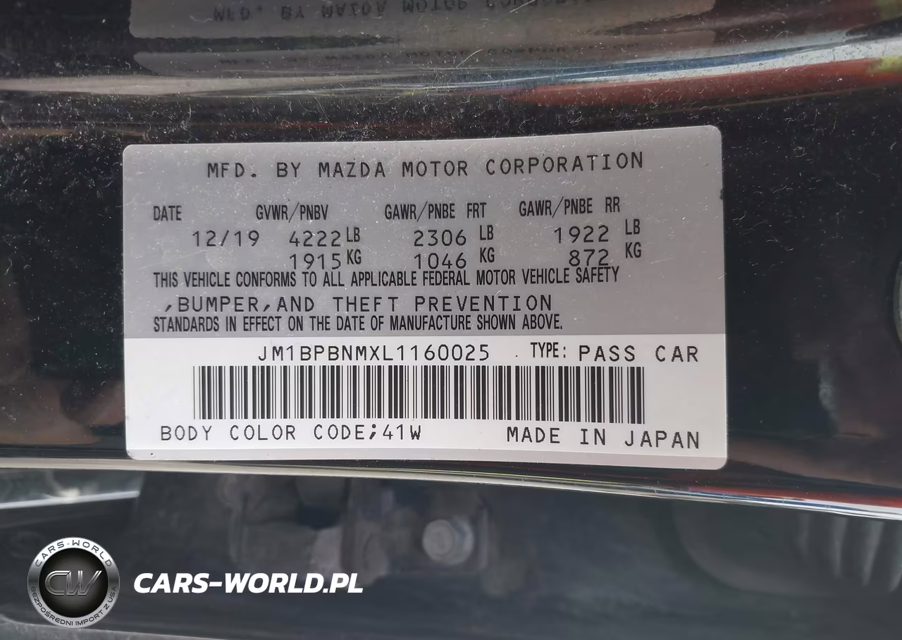 2020 Mazda Mazda3 Premium Package VIN:JM1BPBNMXL1160025 - 9