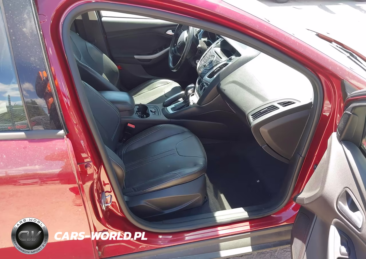 2013 Ford Focus Se VIN:1FADP3F28DL150102 - 5