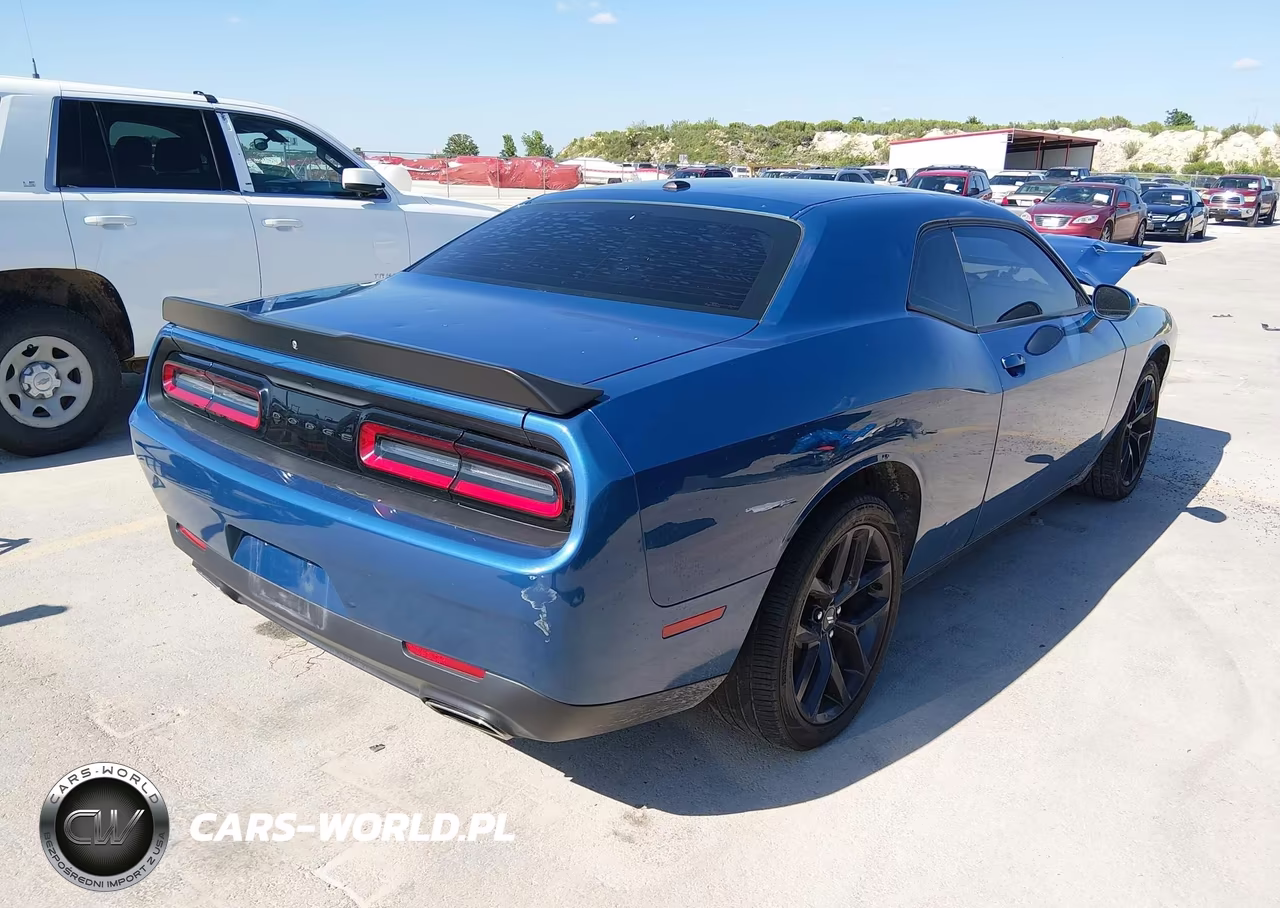 2020 Dodge Challenger Sxt VIN:2C3CDZAG9LH195117 - 4