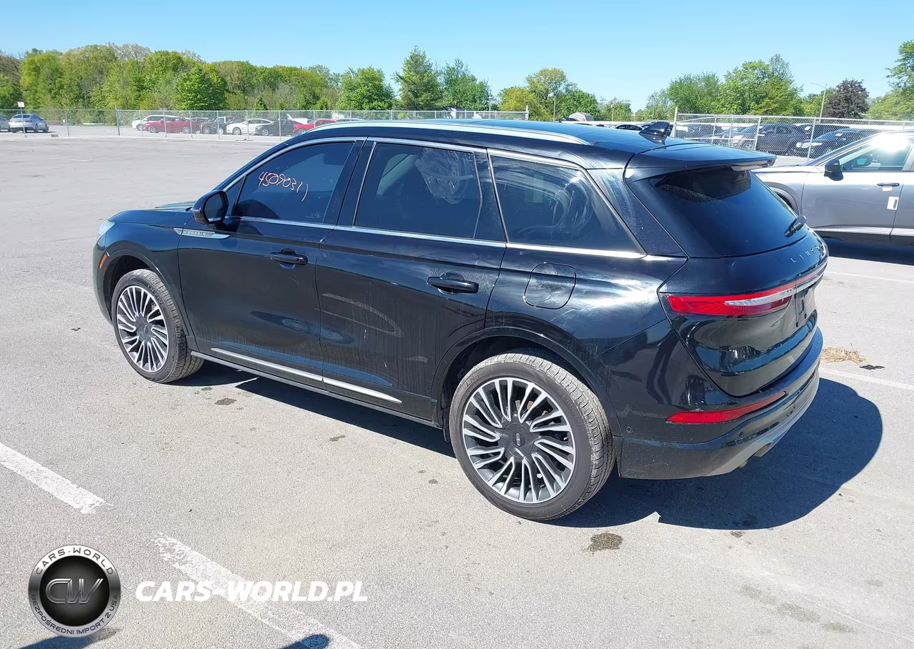 2020 Lincoln Corsair Reserve VIN:5LMCJ2D94LUL27960 - 3