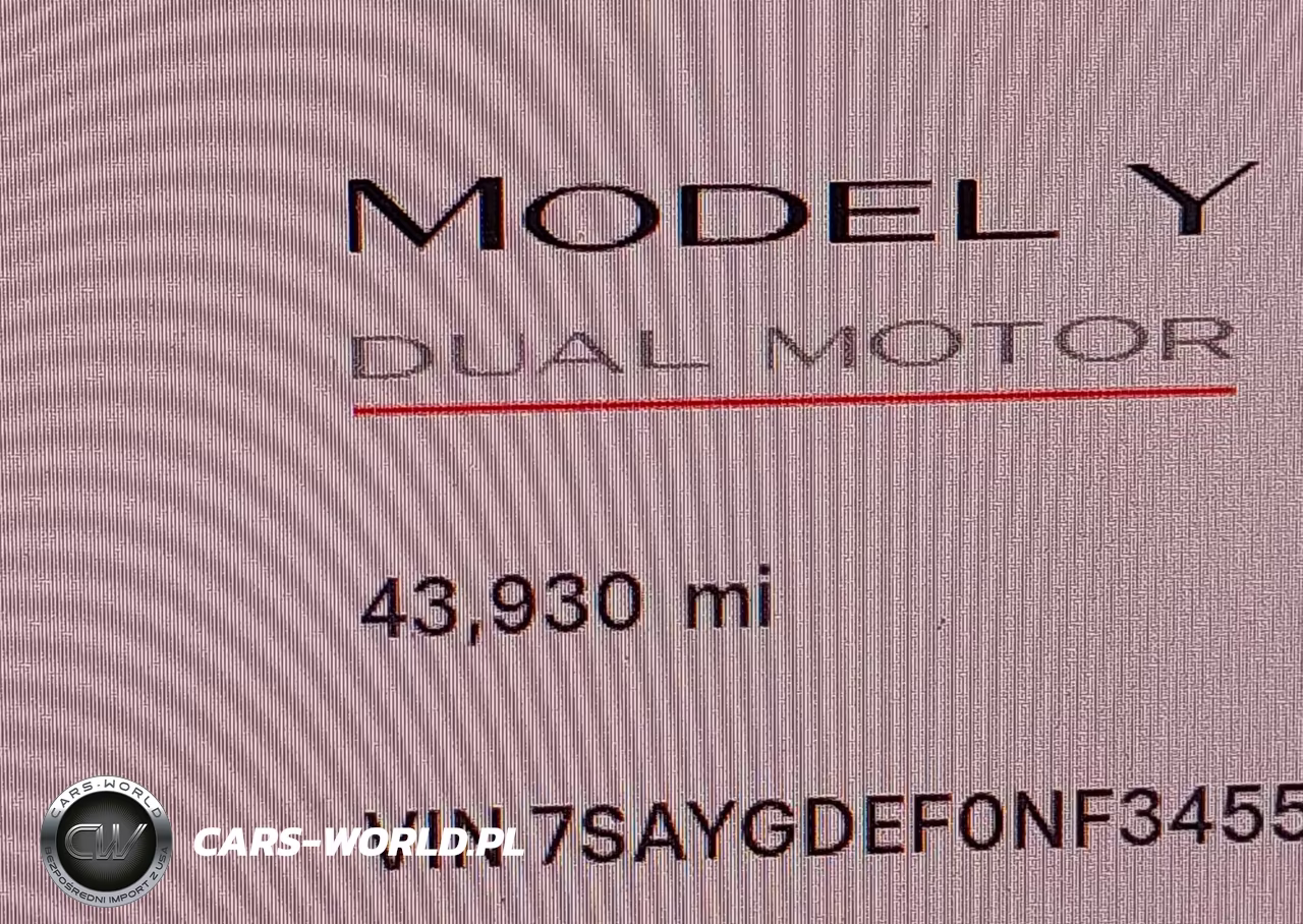 2022 Tesla Model Y Performance Dual Motor All-Wheel Drive VIN:7SAYGDEF0NF345589 - 16