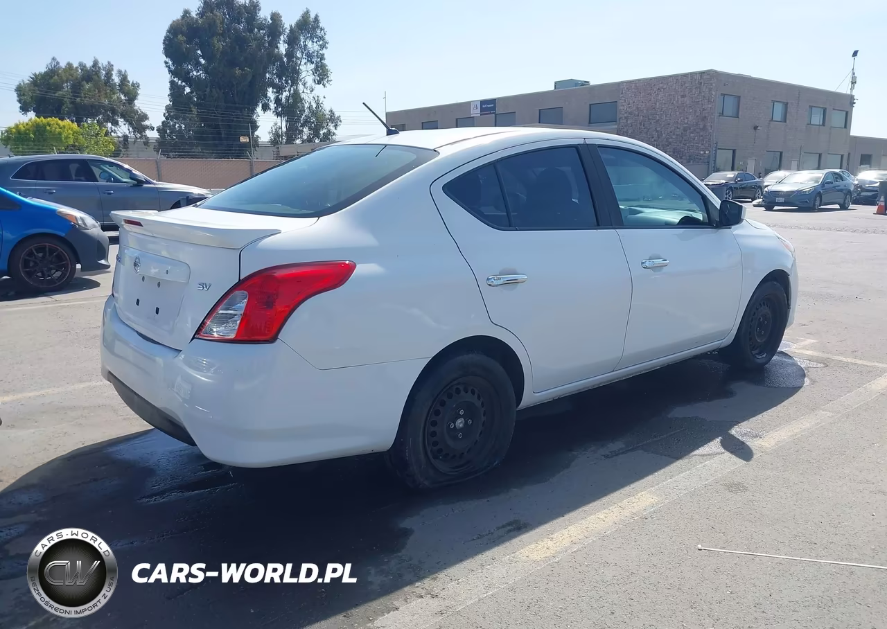 2018 Nissan Versa 1.6 Sv VIN:3N1CN7APXJL807488 - 4