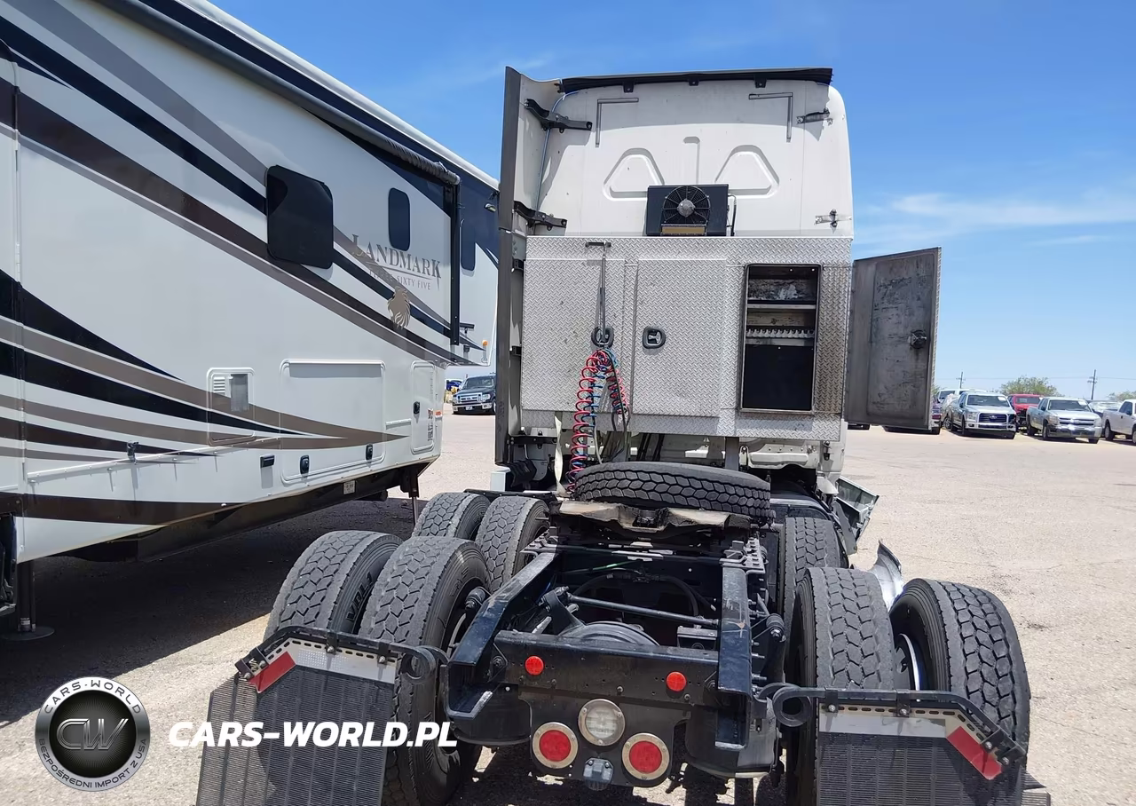 2018 Freightliner Cascadia 125 VIN:3AKJGLDR6JSJK2062 - 14