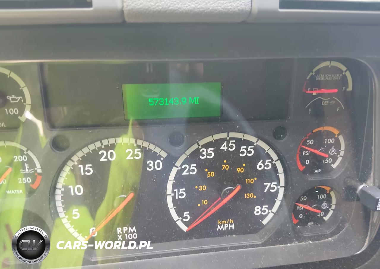 2018 Freightliner Cascadia 125 VIN:3AKJGLDR6JSJK2062 - 5