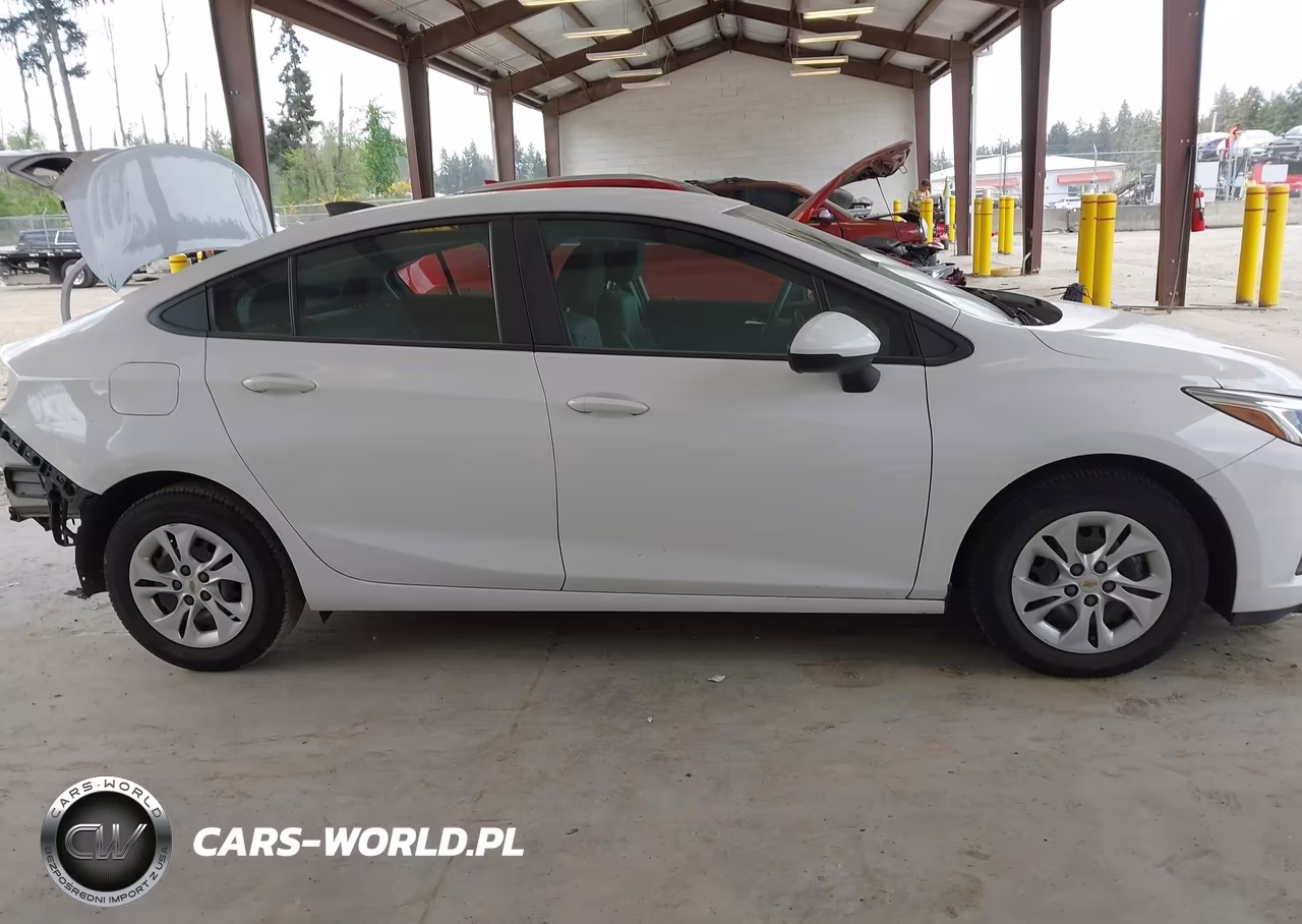 2019 Chevrolet Cruze Ls VIN:1G1BC5SM8K7151247 - 14