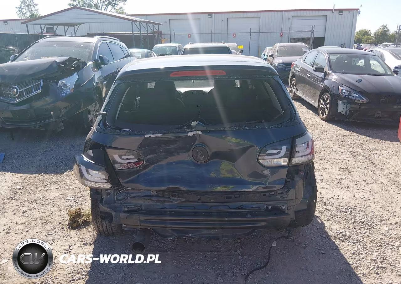 2011 Volkswagen Golf 2.5L 2-Door VIN:WVWAA7AJ6BW272795 - 17